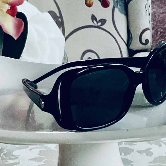 DOLCE & GABBANA SUNGLASSES - Picture 7 of 9